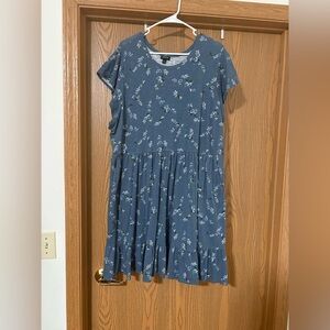 Plus Size Floral Blue Short Sleeve Dress